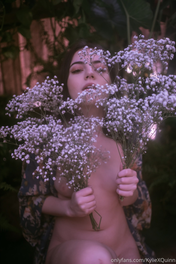 Photo by kyliexquinn published on June 27,2023 01:34:55 - BestThots