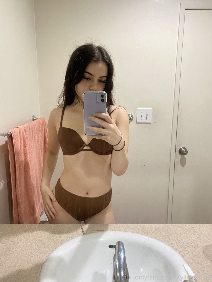 Photo by kyliexquinn published on June 27,2023 01:35:52 - BestThots