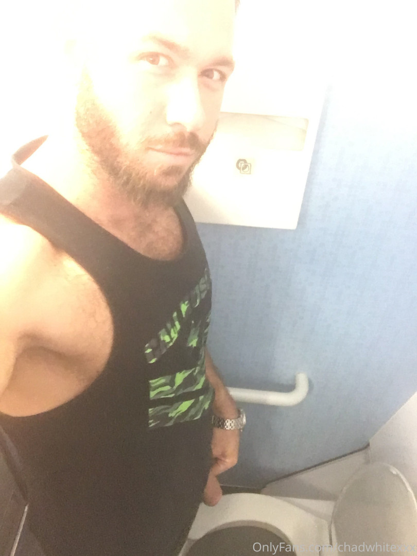 Photo by chadwhitexxx published on June 20,2023 18:04:30 - BestThots