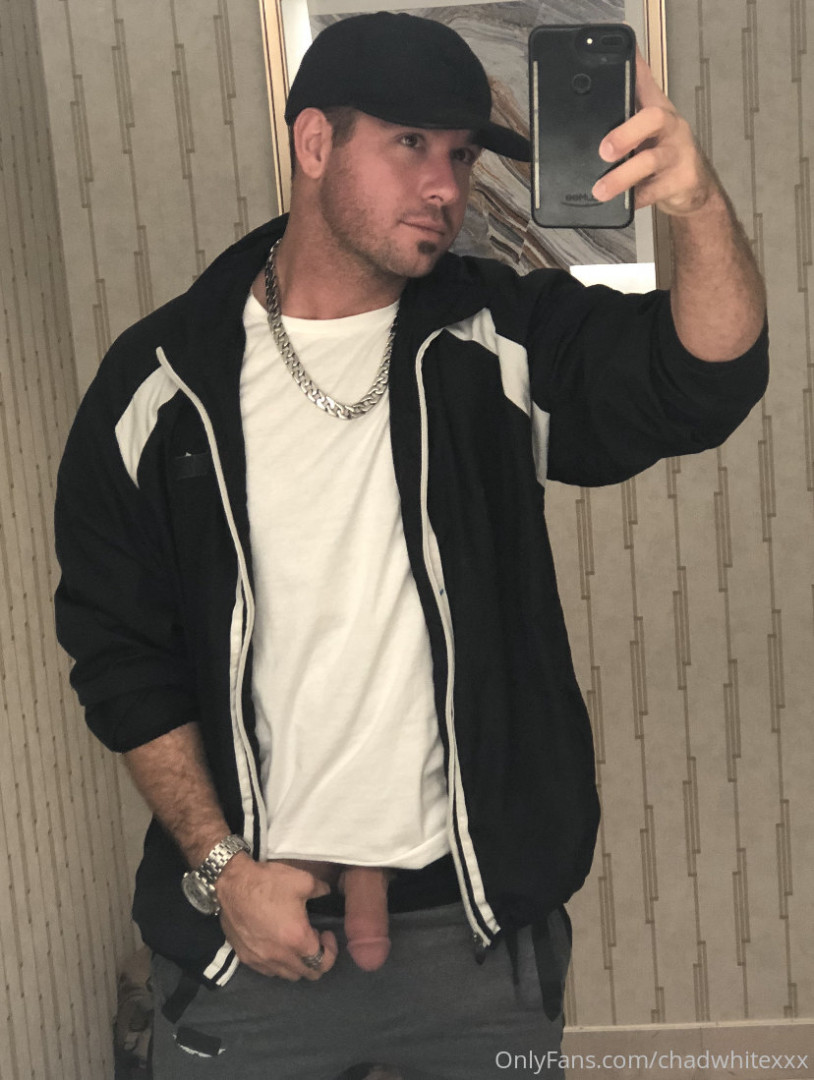 Photo by chadwhitexxx published on June 20,2023 18:16:46 - BestThots