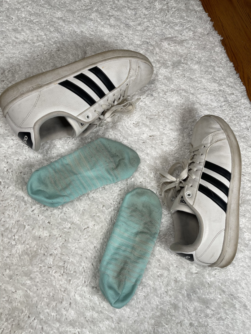 Photo by sizetensolemates published on May 17,2023 23:02:23 - BestThots