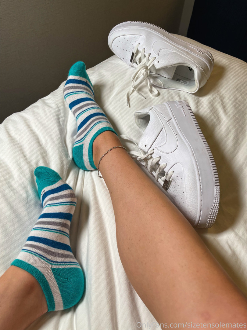Photo by sizetensolemates published on May 17,2023 23:02:27 - BestThots