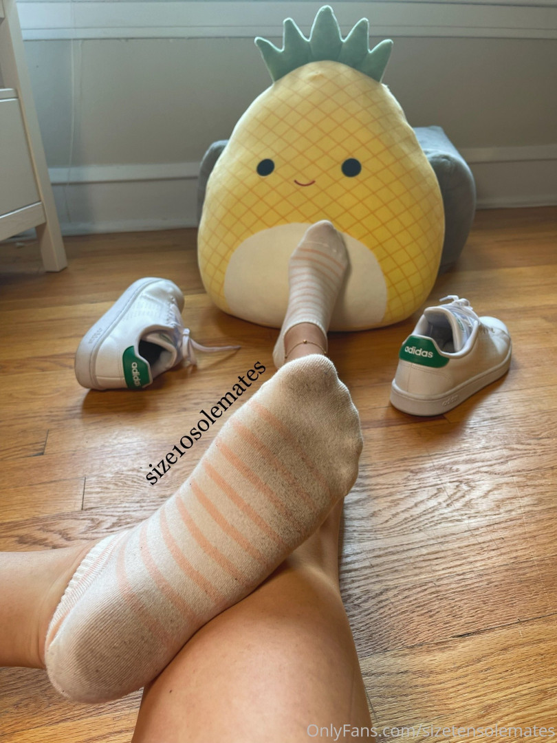 Photo by sizetensolemates published on May 17,2023 23:02:45 - BestThots