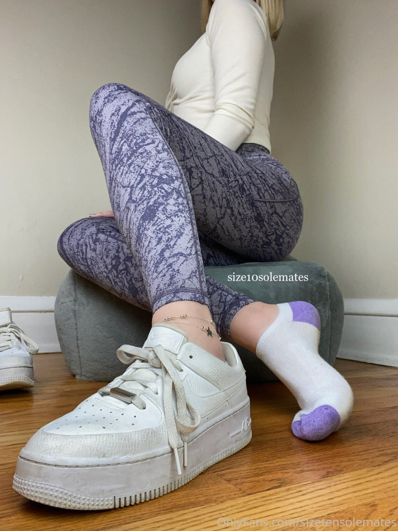Photo by sizetensolemates published on May 17,2023 23:04:31 - BestThots