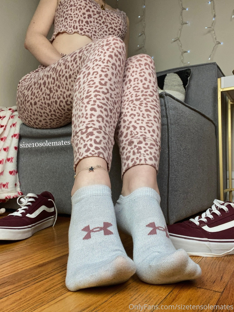 Photo by sizetensolemates published on May 17,2023 23:04:37 - BestThots