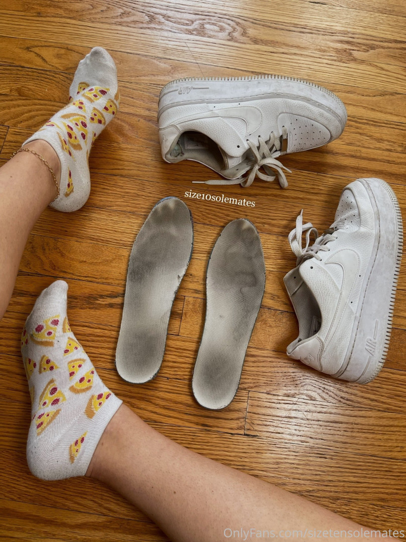 Photo by sizetensolemates published on May 17,2023 23:04:54 - BestThots