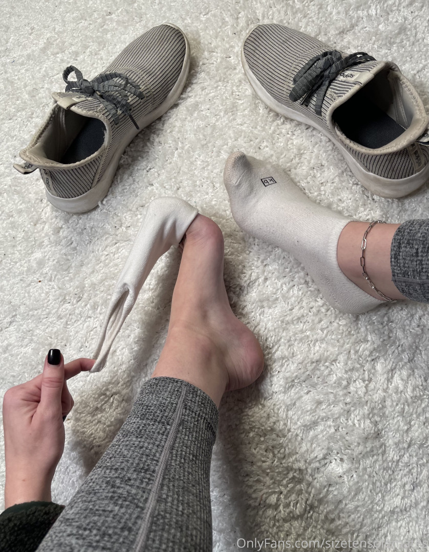 Photo by sizetensolemates published on May 17,2023 23:06:59 - BestThots