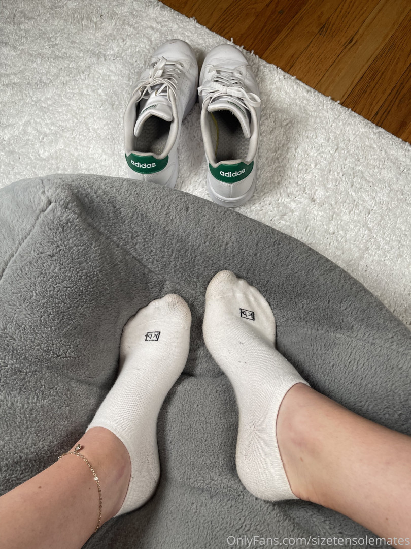 Photo by sizetensolemates published on May 17,2023 23:07:07 - BestThots