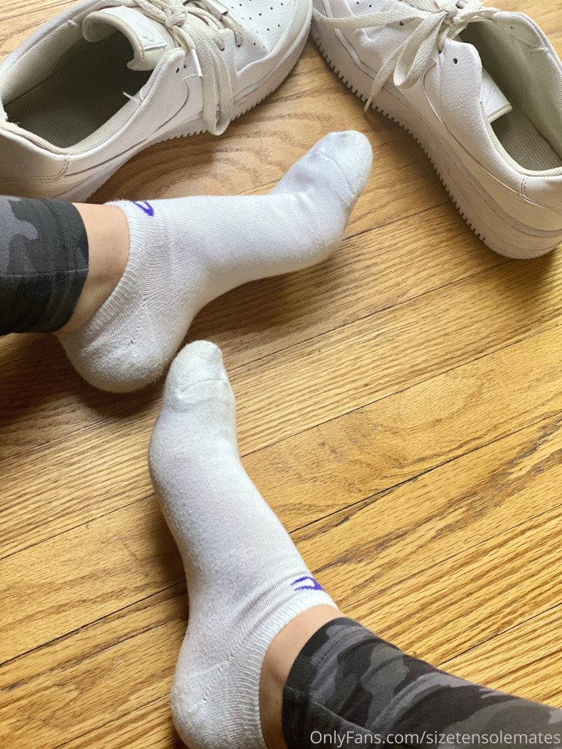 Photo by sizetensolemates published on May 17,2023 23:07:10 - BestThots