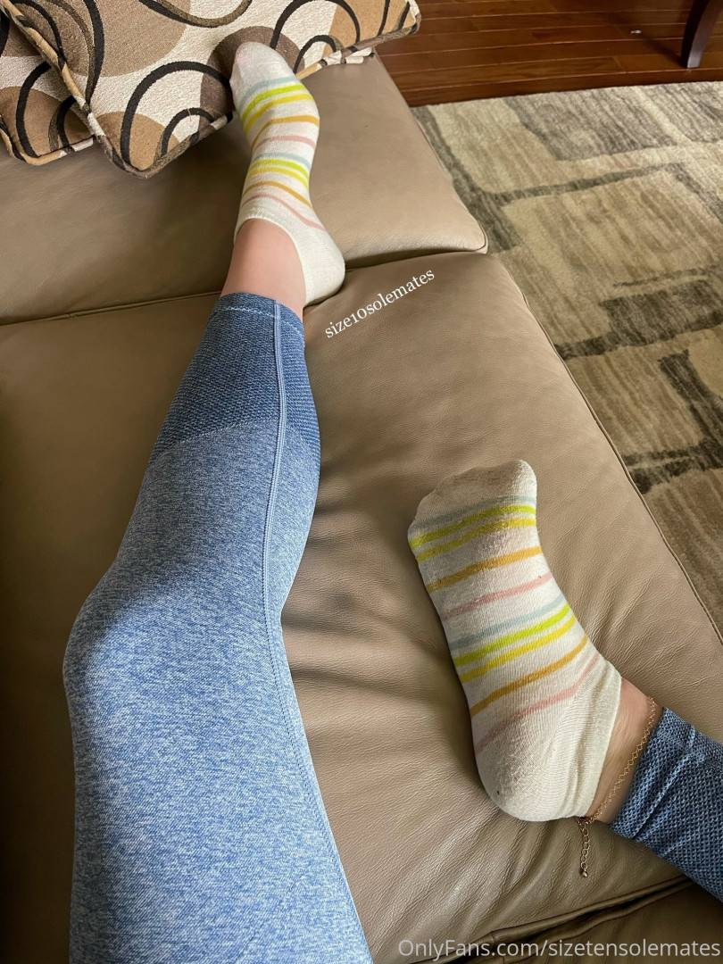 Photo by sizetensolemates published on May 17,2023 23:07:19 - BestThots