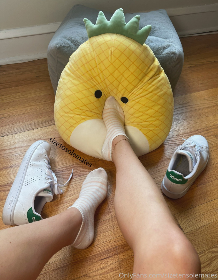 Photo by sizetensolemates published on May 17,2023 23:07:20 - BestThots