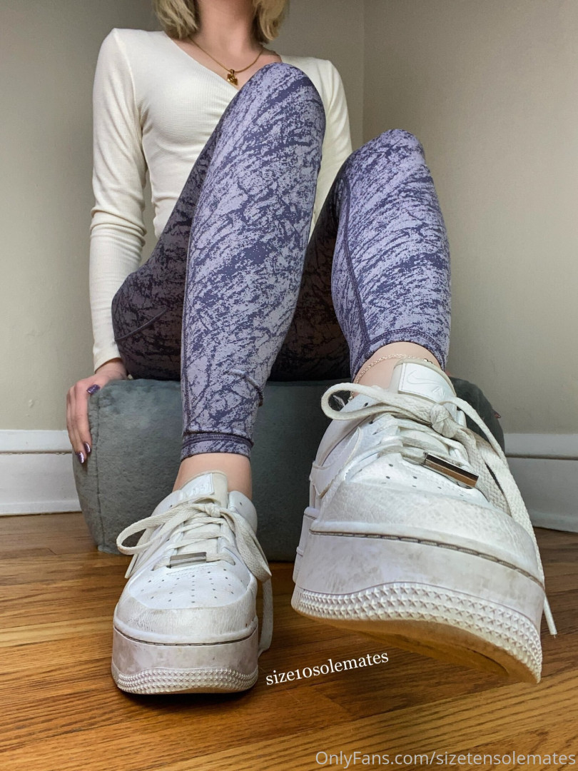 Photo by sizetensolemates published on May 17,2023 23:08:09 - BestThots