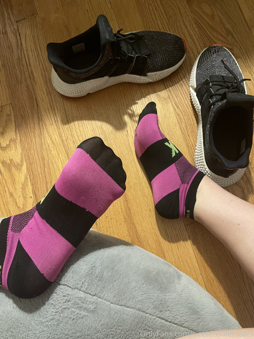 Photo by sizetensolemates published on May 17,2023 23:08:51 - BestThots