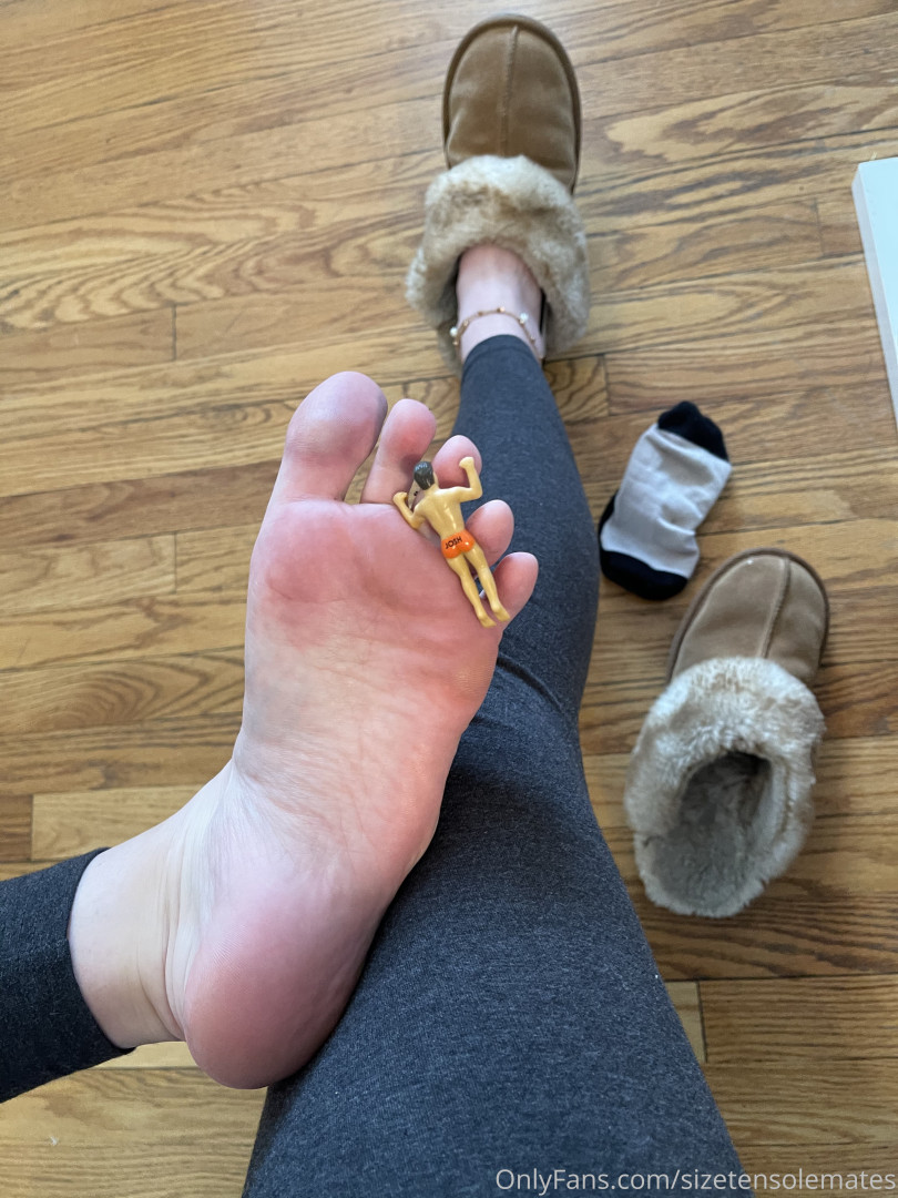 Photo by sizetensolemates published on May 17,2023 23:09:07 - BestThots