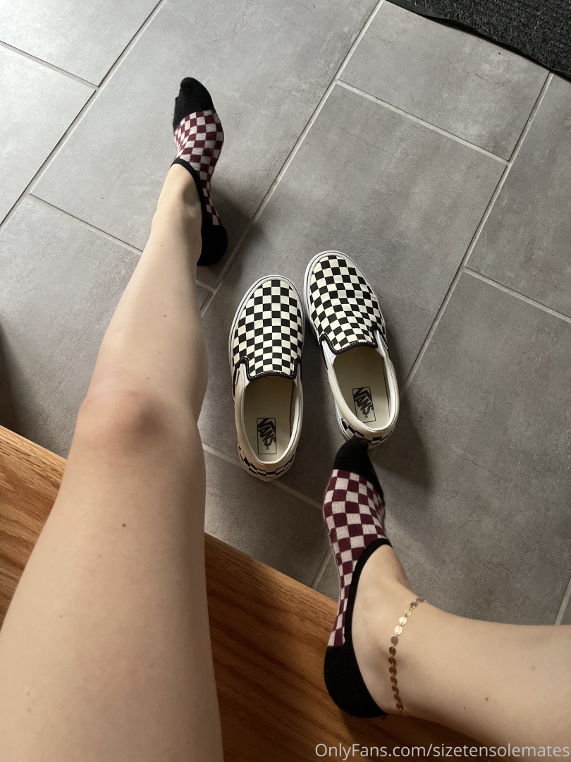 Photo by sizetensolemates published on May 17,2023 23:09:30 - BestThots