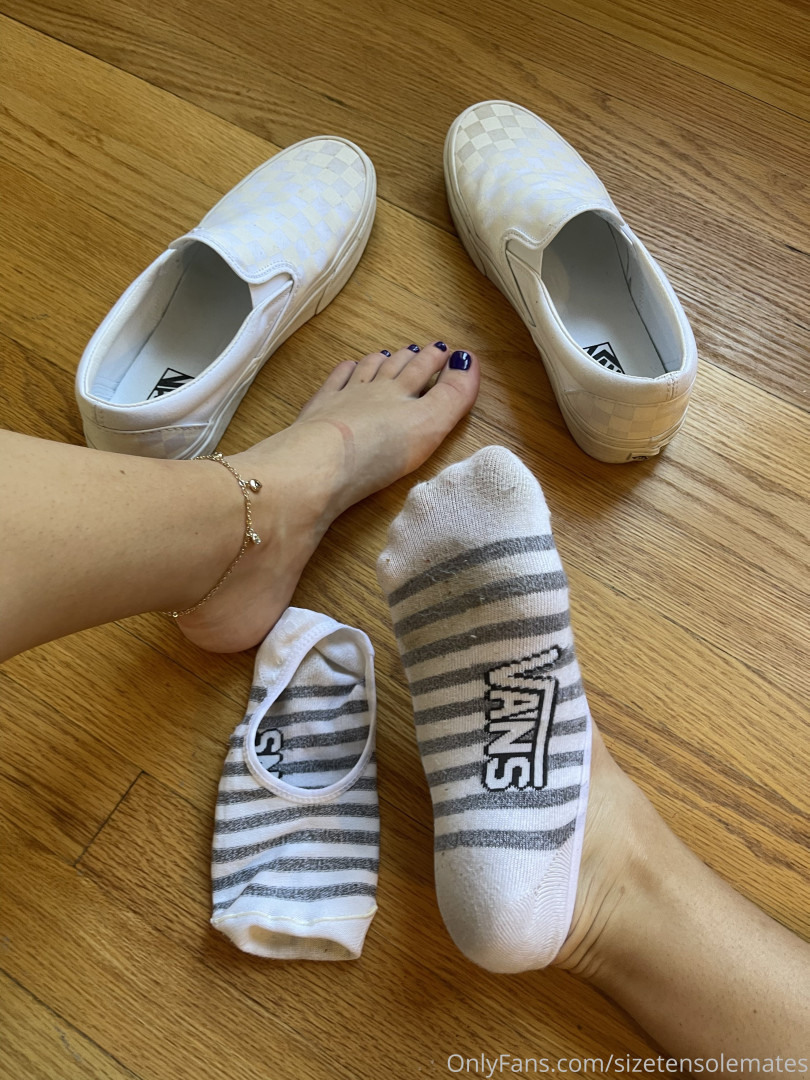 Photo by sizetensolemates published on May 17,2023 23:09:35 - BestThots