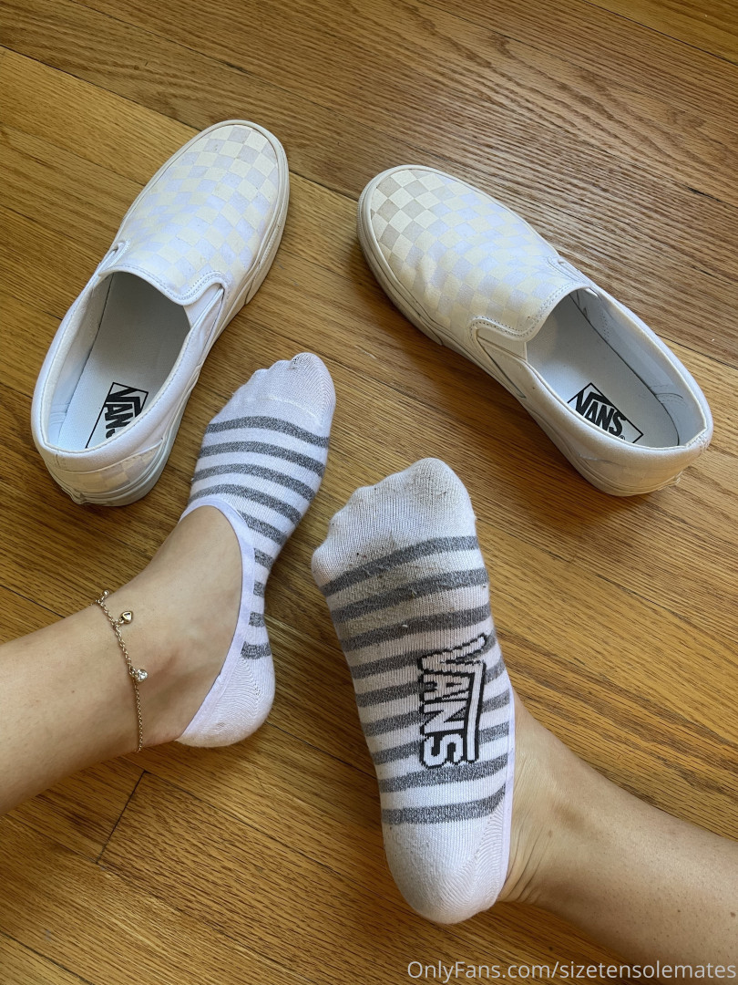Photo by sizetensolemates published on May 17,2023 23:09:49 - BestThots