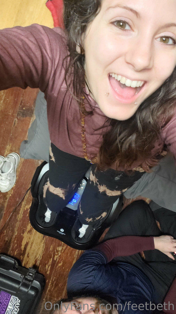 Photo by feetbeth published on January 15,2024 03:56:34 - BestThots
