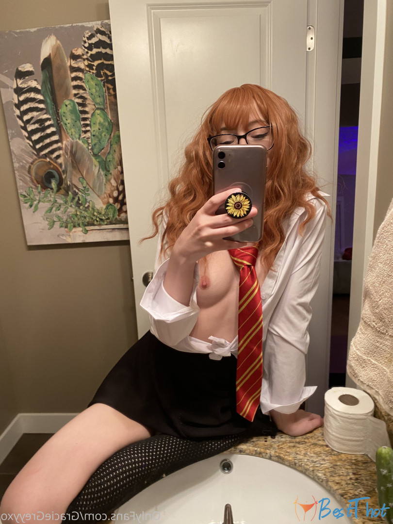 Photo by graciegreyyxo published on December 10,2024 17:15:33 - BestThots
