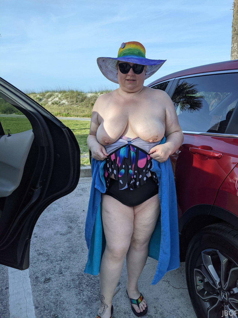 Photo by msjosiebombshell published on October 11,2023 14:01:44 - BestThots