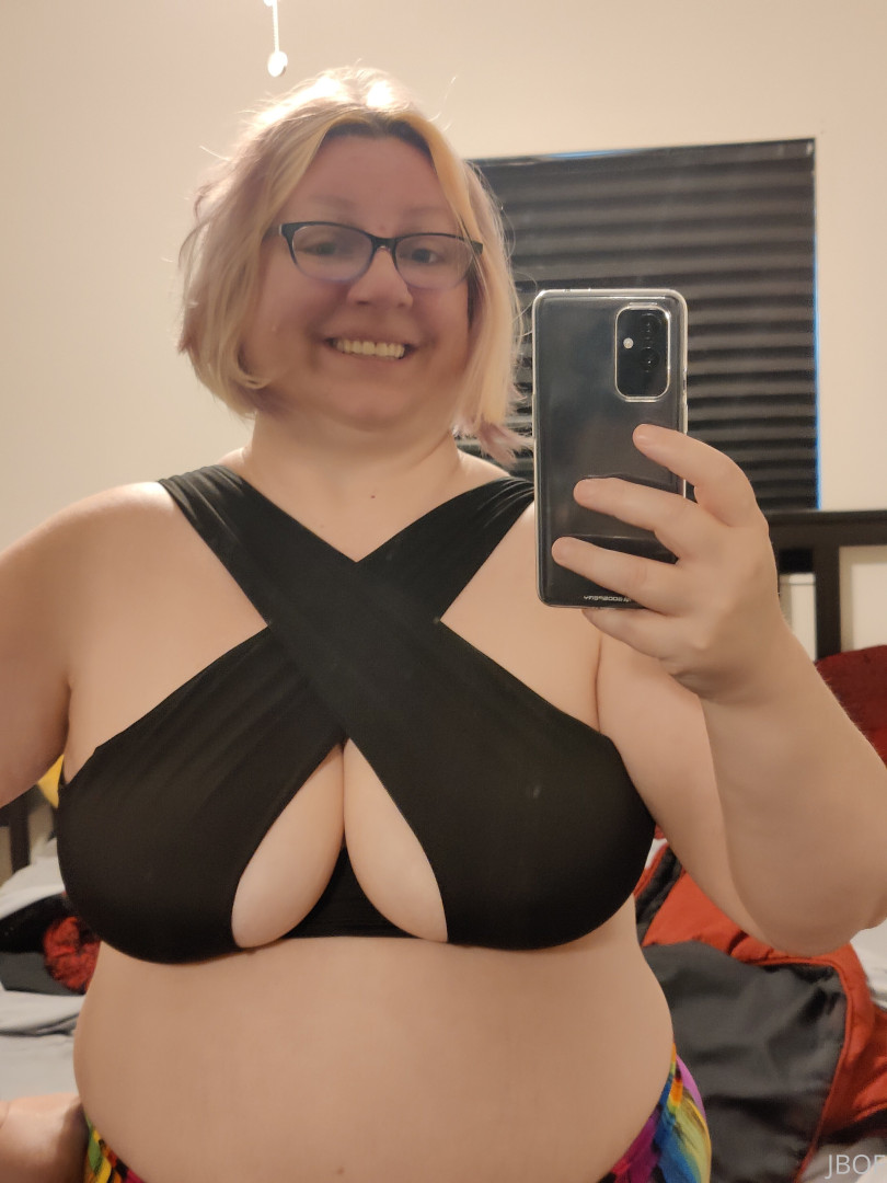 Photo by msjosiebombshell published on October 11,2023 16:28:57 - BestThots