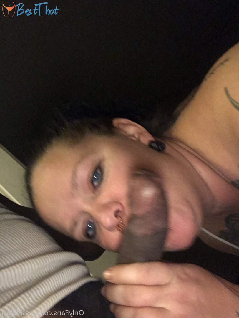 Photo by jessi4bbc1 published on December 23,2024 14:11:42 - BestThots