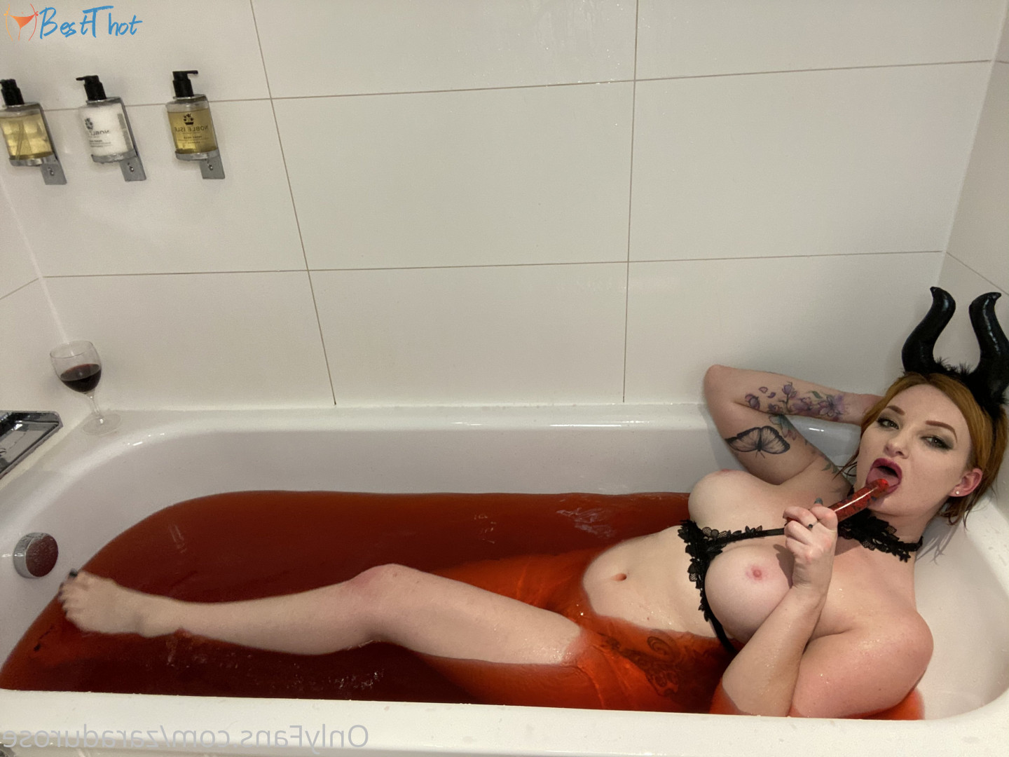 Photo by zaradurose published on December 21,2024 21:10:36 - BestThots