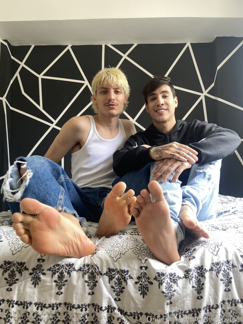 Photo by tattooboyfeet published on October 14,2023 17:39:35 - BestThots