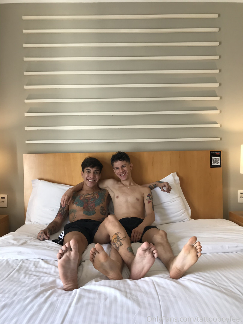 Photo by tattooboyfeet published on October 14,2023 17:55:34 - BestThots