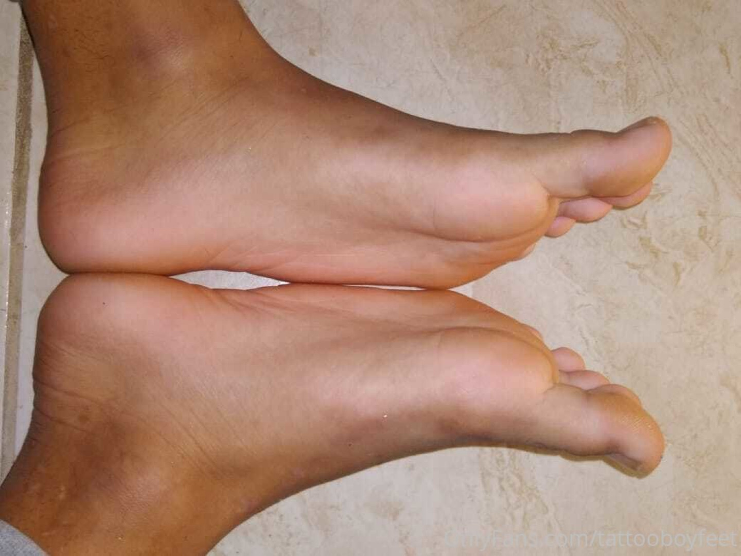 Photo by tattooboyfeet published on October 14,2023 19:15:58 - BestThots