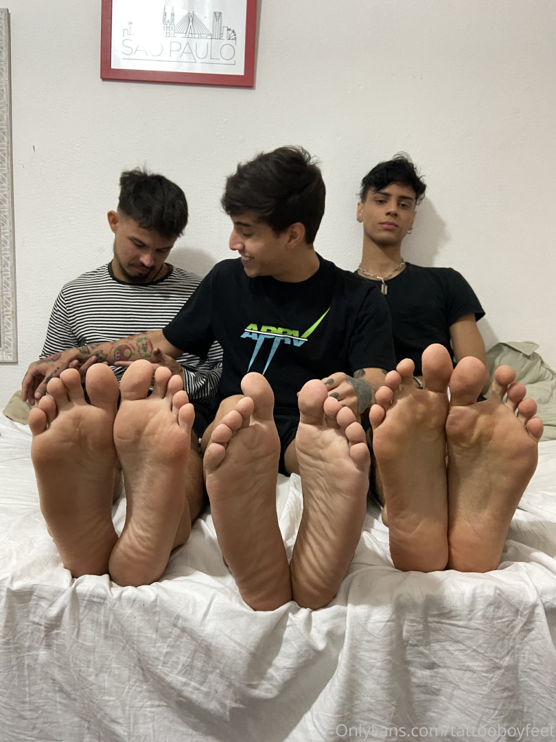Photo by tattooboyfeet published on October 14,2023 23:17:06 - BestThots