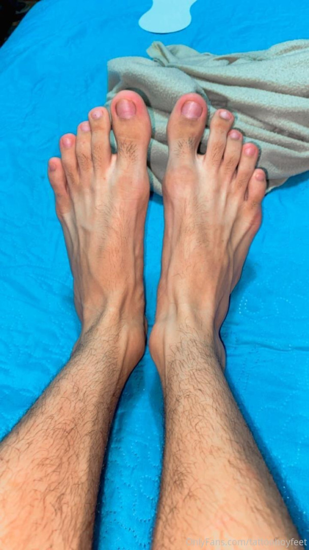 Photo by tattooboyfeet published on October 15,2023 03:25:15 - BestThots