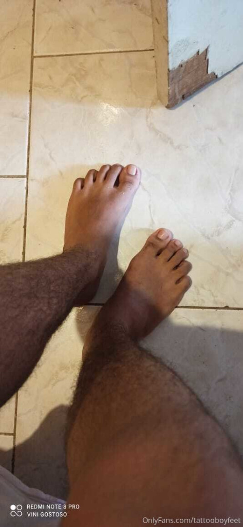 Photo by tattooboyfeet published on October 15,2023 03:31:50 - BestThots
