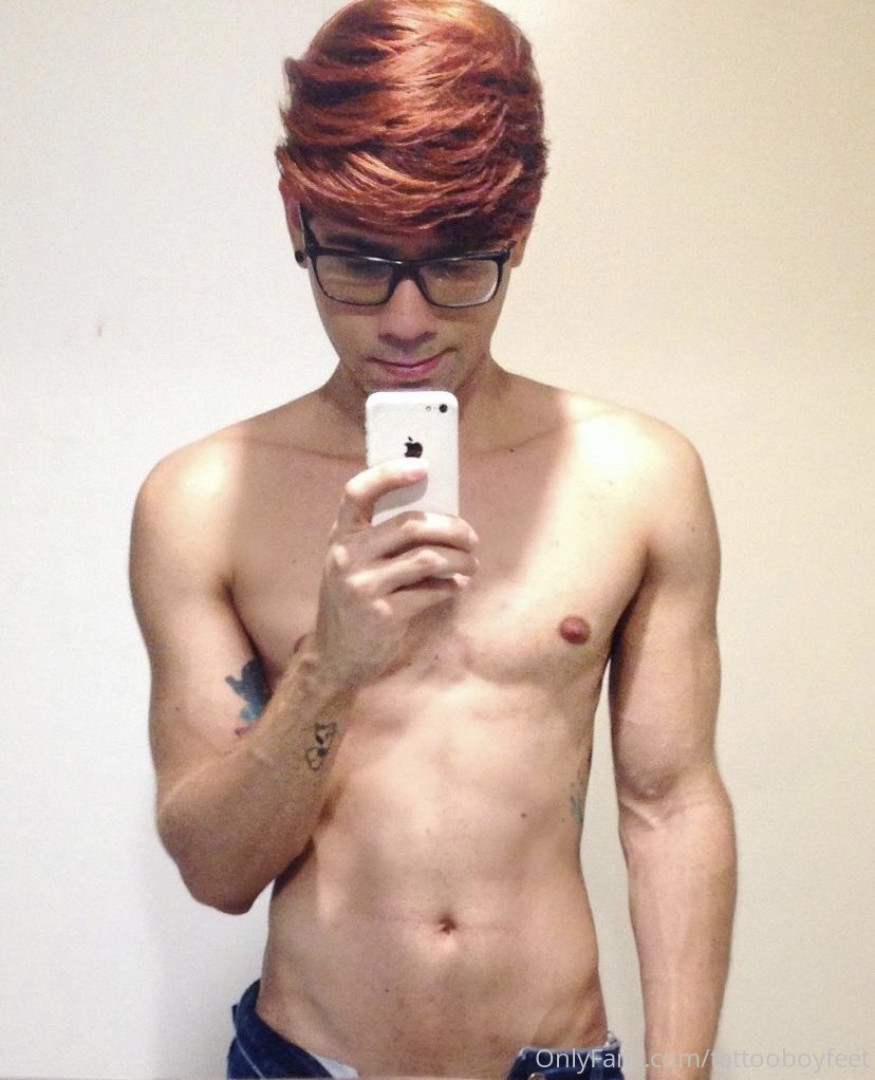 Photo by tattooboyfeet published on October 15,2023 04:53:38 - BestThots