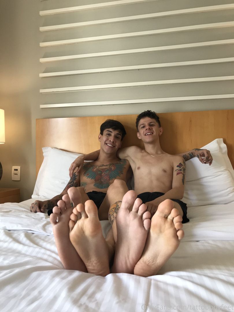 Photo by tattooboyfeet published on October 15,2023 06:51:26 - BestThots