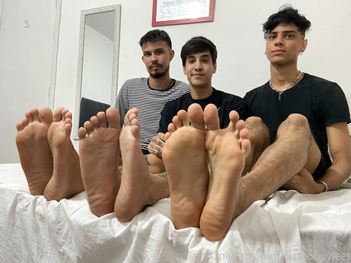Photo by tattooboyfeet published on October 15,2023 06:56:13 - BestThots