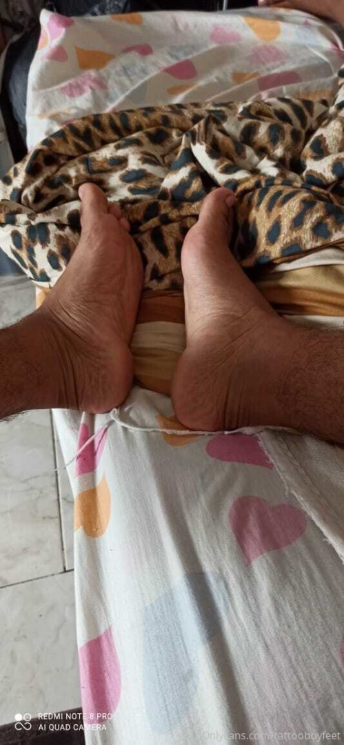 Photo by tattooboyfeet published on October 15,2023 17:50:35 - BestThots