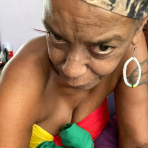 notyourgrandma #1987785