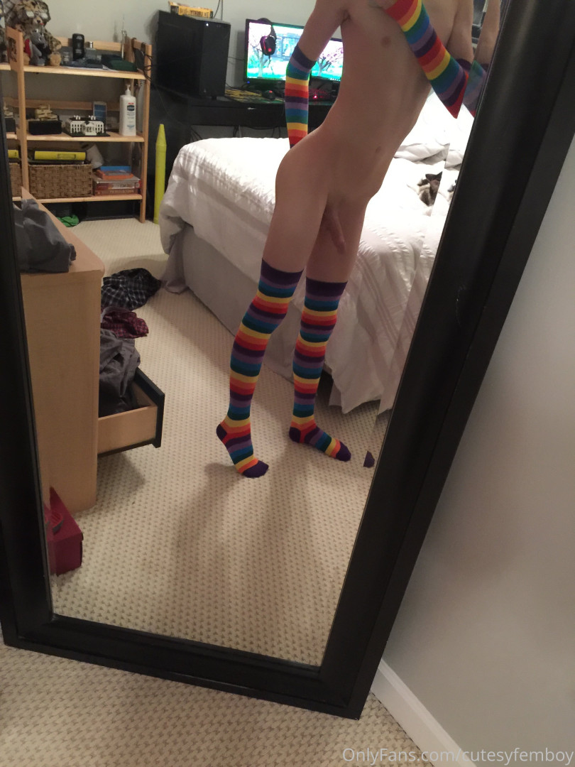 Photo by cutesyfemboy published on July 15,2023 08:51:17 - BestThots