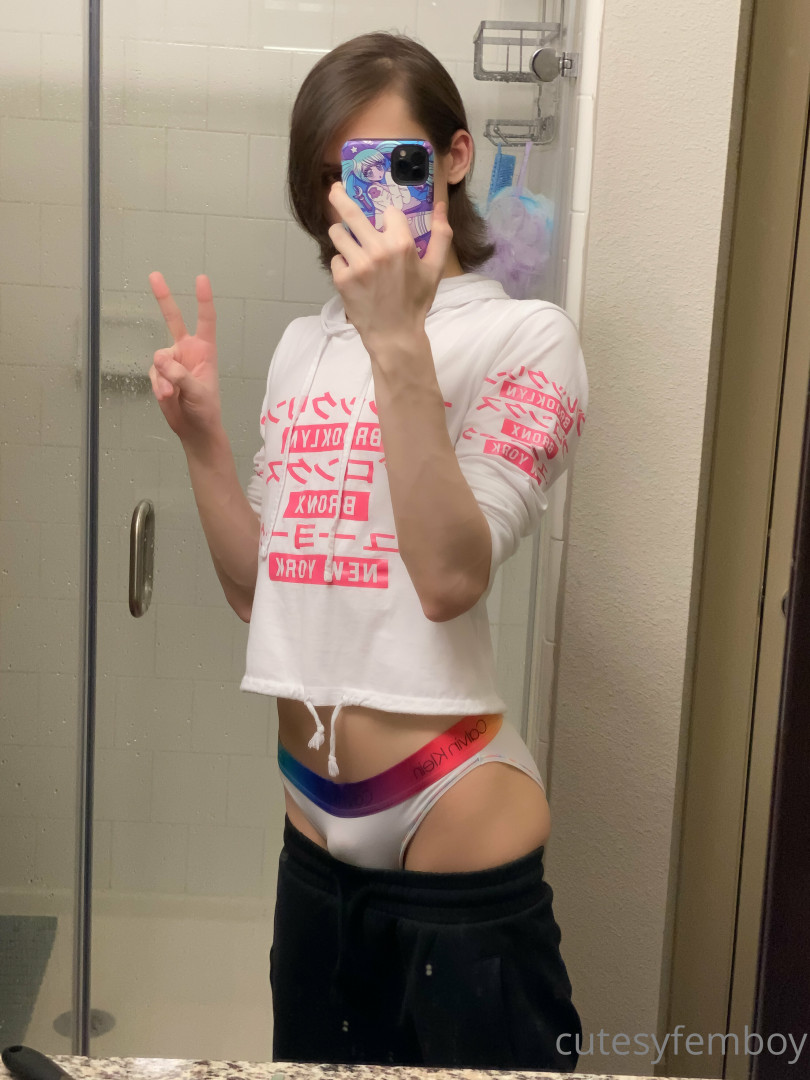 Photo by cutesyfemboy published on July 15,2023 09:03:57 - BestThots