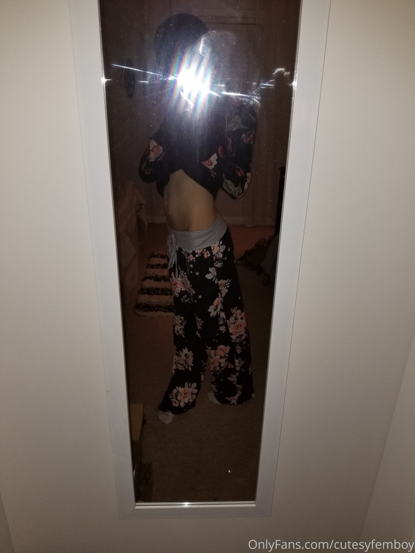 Photo by cutesyfemboy published on July 15,2023 09:05:26 - BestThots