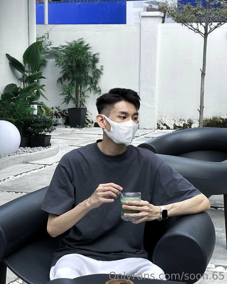 Photo by soon.65 published on May 17,2023 18:57:48 - BestThots