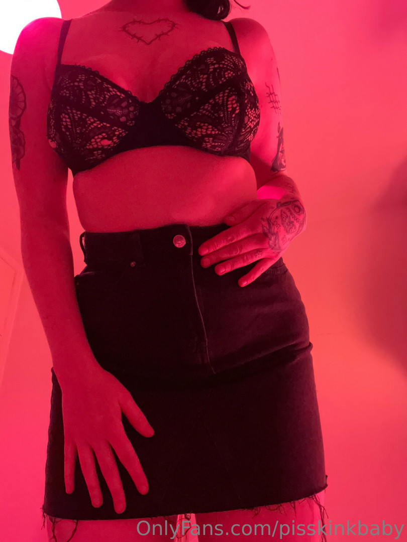 Photo by pisskinkbaby published on May 19,2023 10:56:39 - BestThots