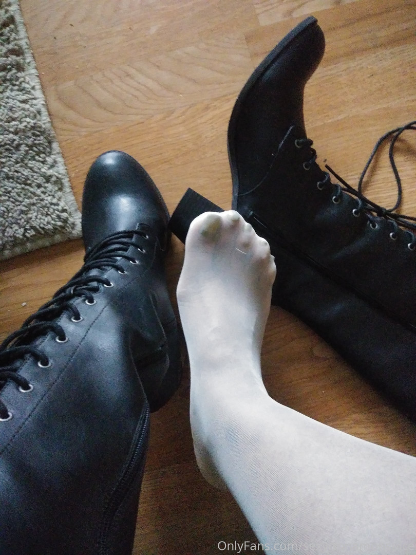 Photo by sexycinnamonspice published on October 15,2023 19:28:30 - BestThots