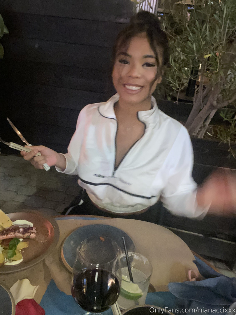 Photo by nianaccixxx published on October 11,2023 01:23:15 - BestThots