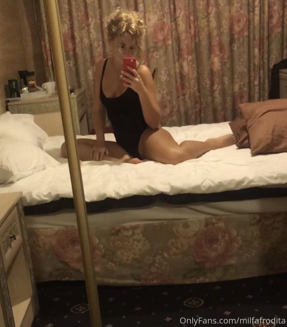 Photo by miilf_afrodita published on October 17,2023 01:40:24 - BestThots