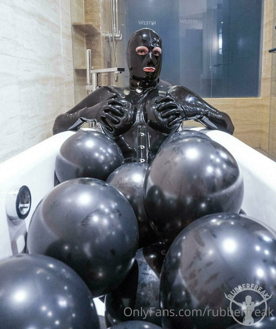 Photo by rubberfreak published on May 18,2023 16:02:37 - BestThots