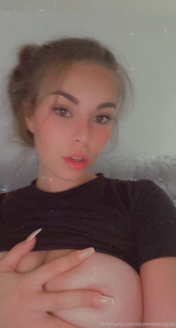 Photo by laurenalexisgold published on August 28,2023 17:31:52 - BestThots