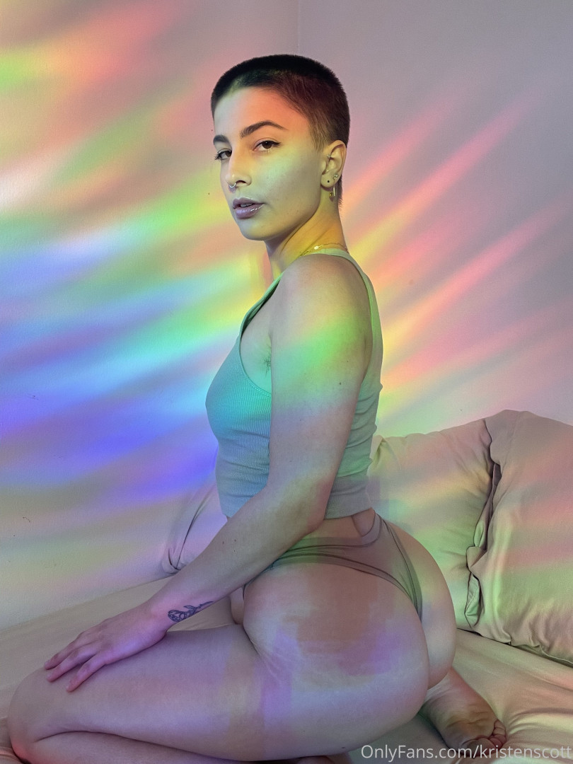 Photo by kristenscott published on July 9,2023 18:31:16 - BestThots