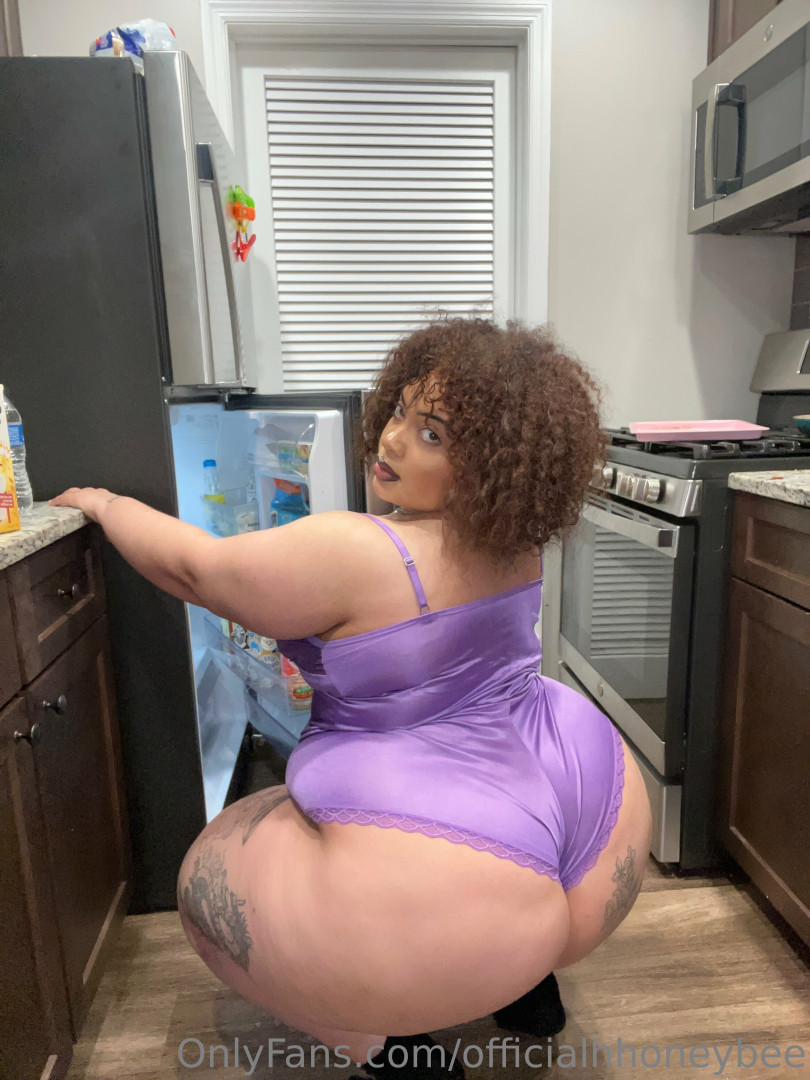 Photo by officialhhoneybee published on May 19,2023 22:48:33 - BestThots